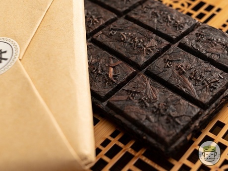 Oolong Da Hong Pao «Big Red Robe» in 100 gram tiles (pressed) photo 11